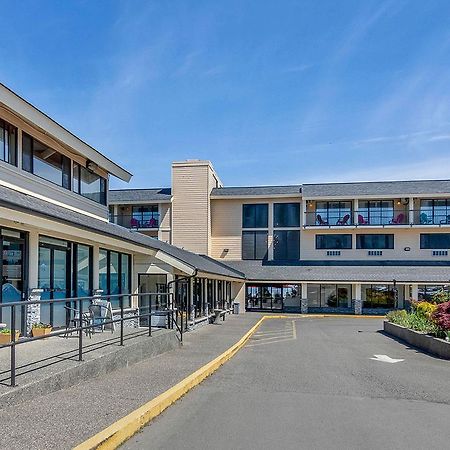 Bayside Oceanfront Resort Parksville Exterior foto