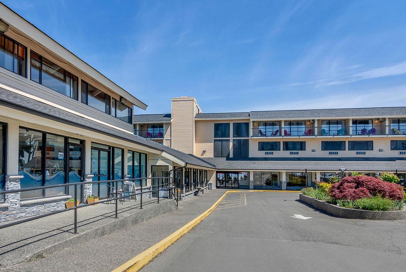 Bayside Oceanfront Resort Parksville Exterior foto