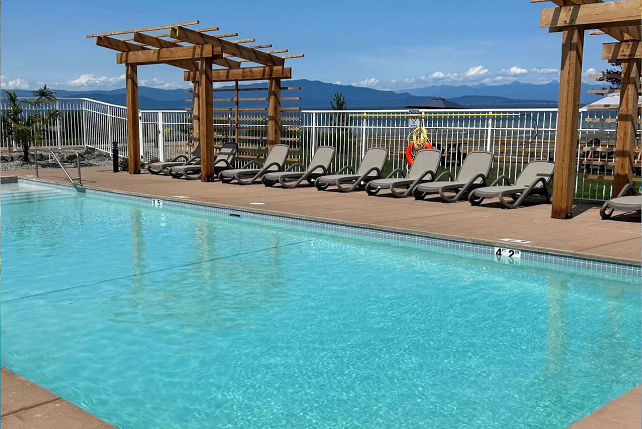 Bayside Oceanfront Resort Parksville Exterior foto